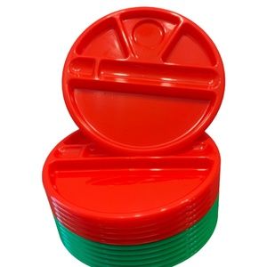 🖤 Large Divided Christmas Holiday Plates 12" In Red & Green Lot Of 12 NEW